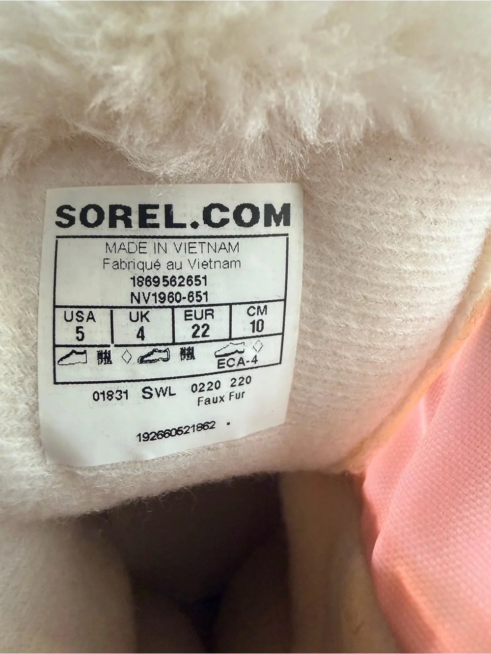 Sorel Kids size 5 Pink and Gray Insulated Snow Boots NWOT tried on